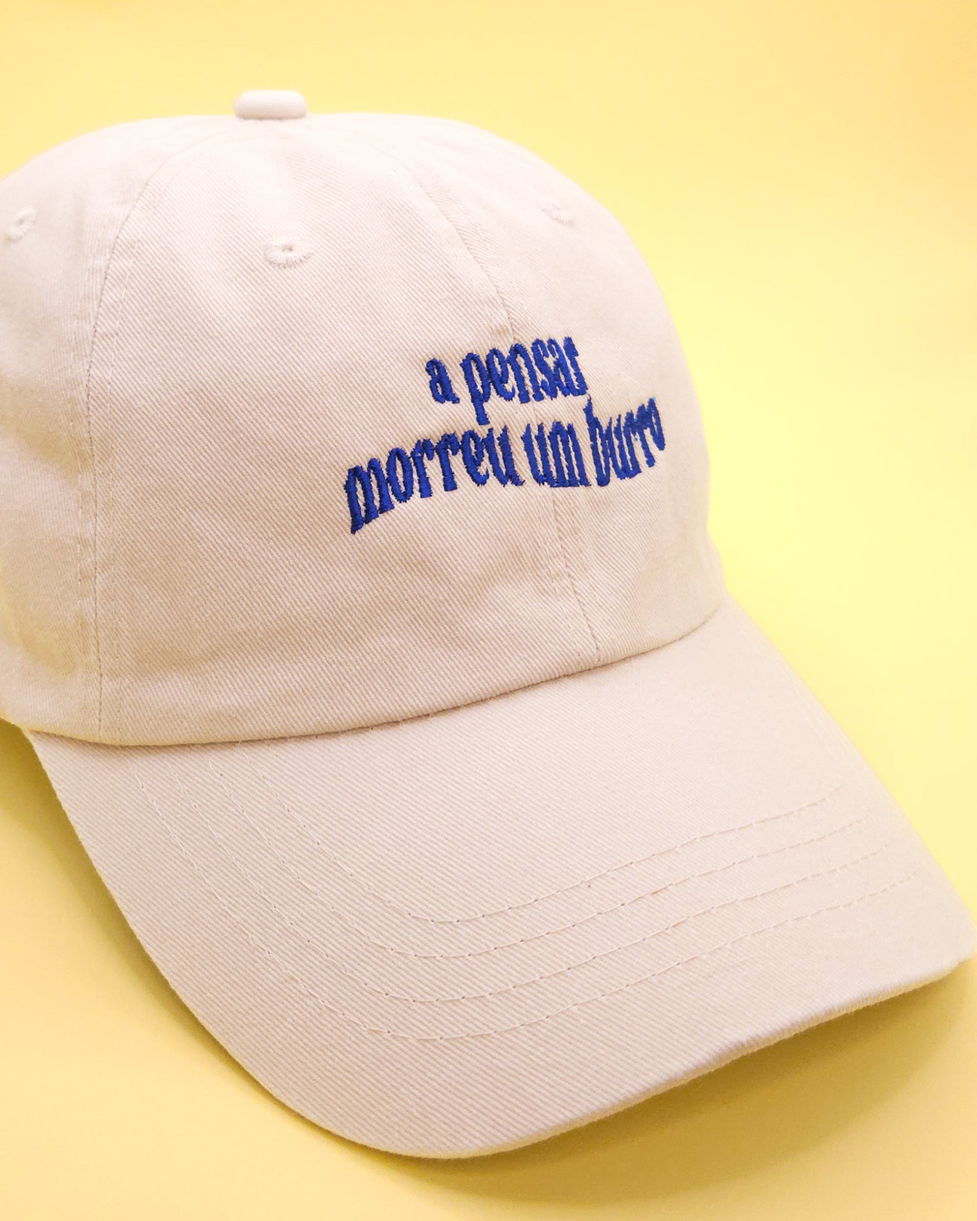 a pensar, a pensar dad hat