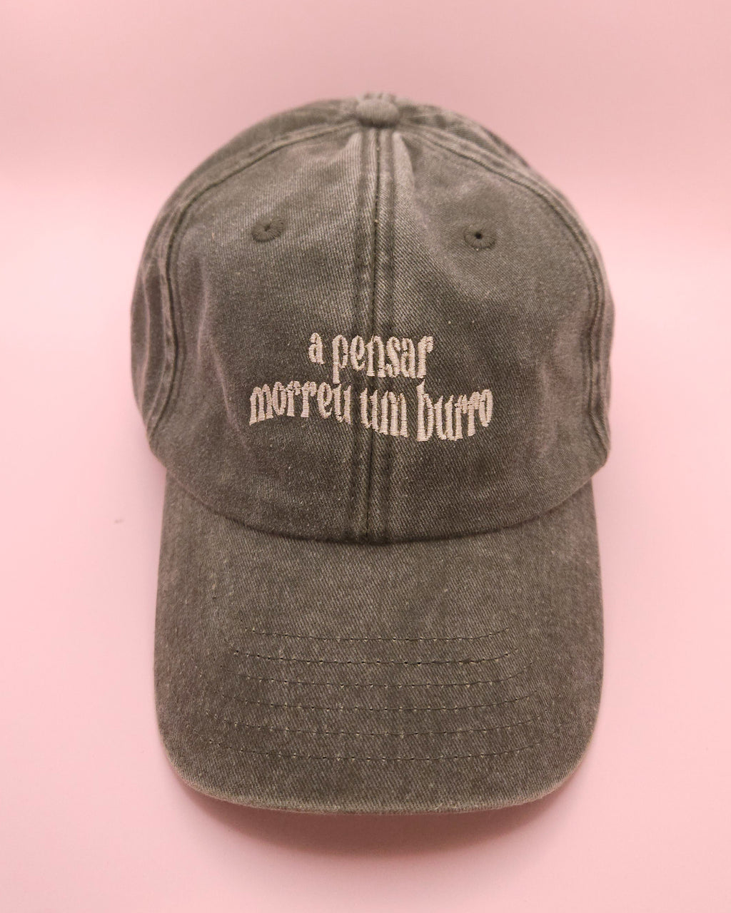 a pensar, a pensar dad hat