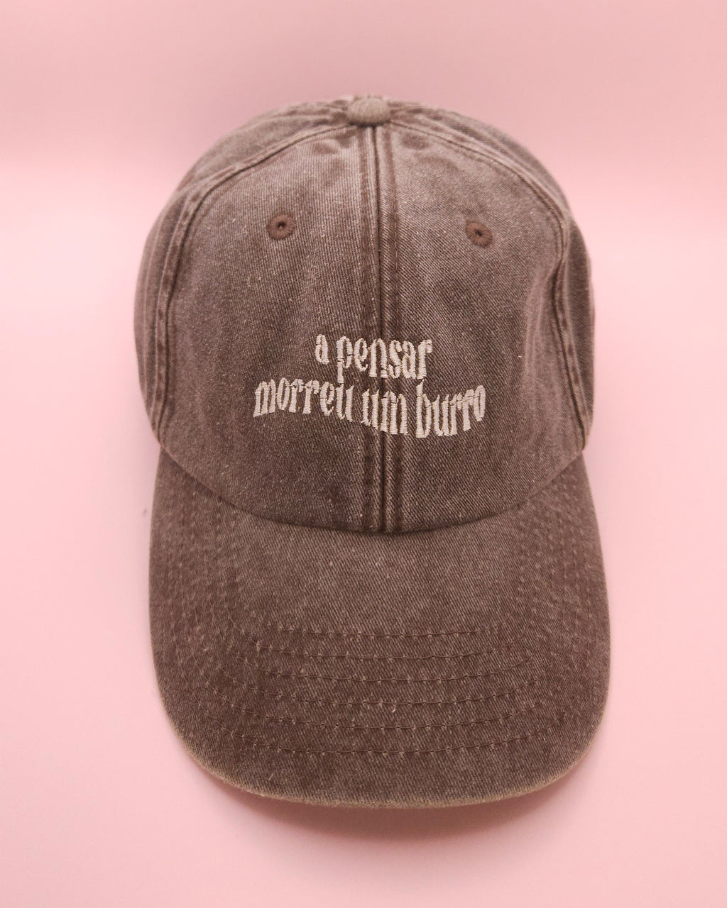 a pensar, a pensar dad hat