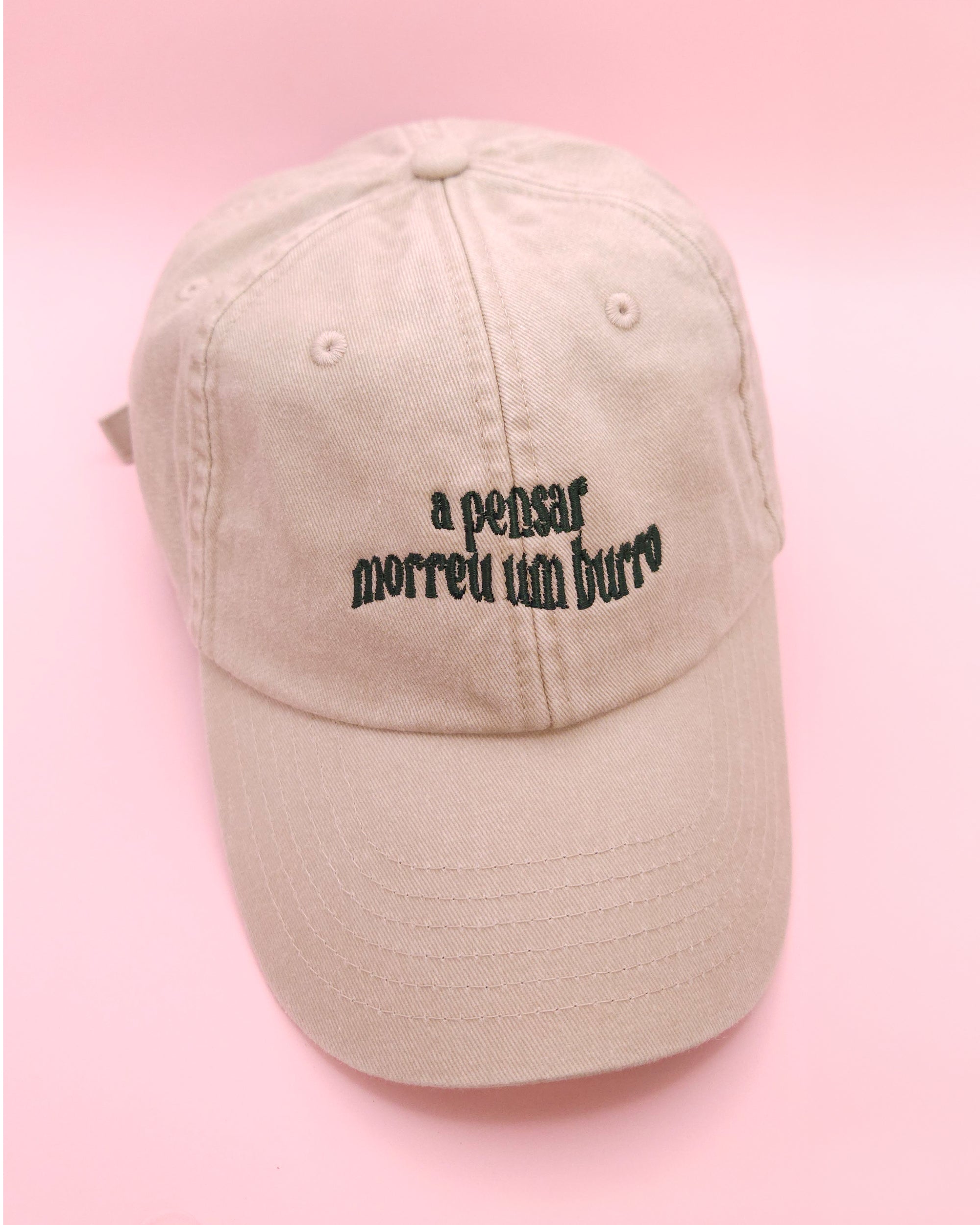 a pensar, a pensar dad hat