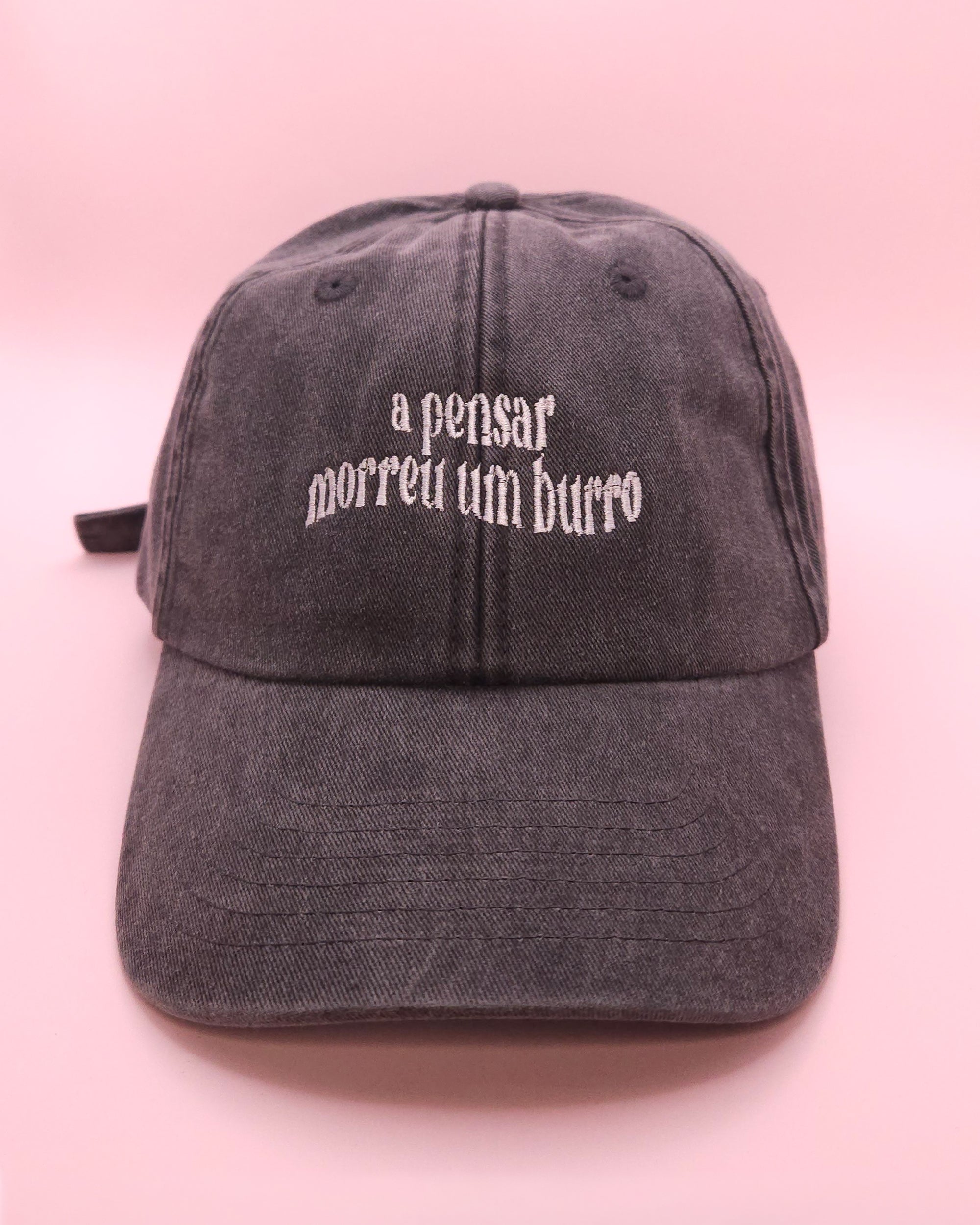 a pensar, a pensar dad hat